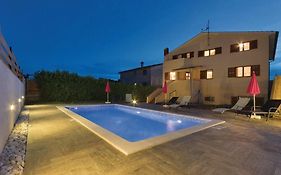 Apartments Klaudija